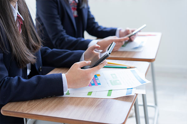 【室蘭市内全小中学校】ＧＩＧＡスクール化工事完了いたしました。